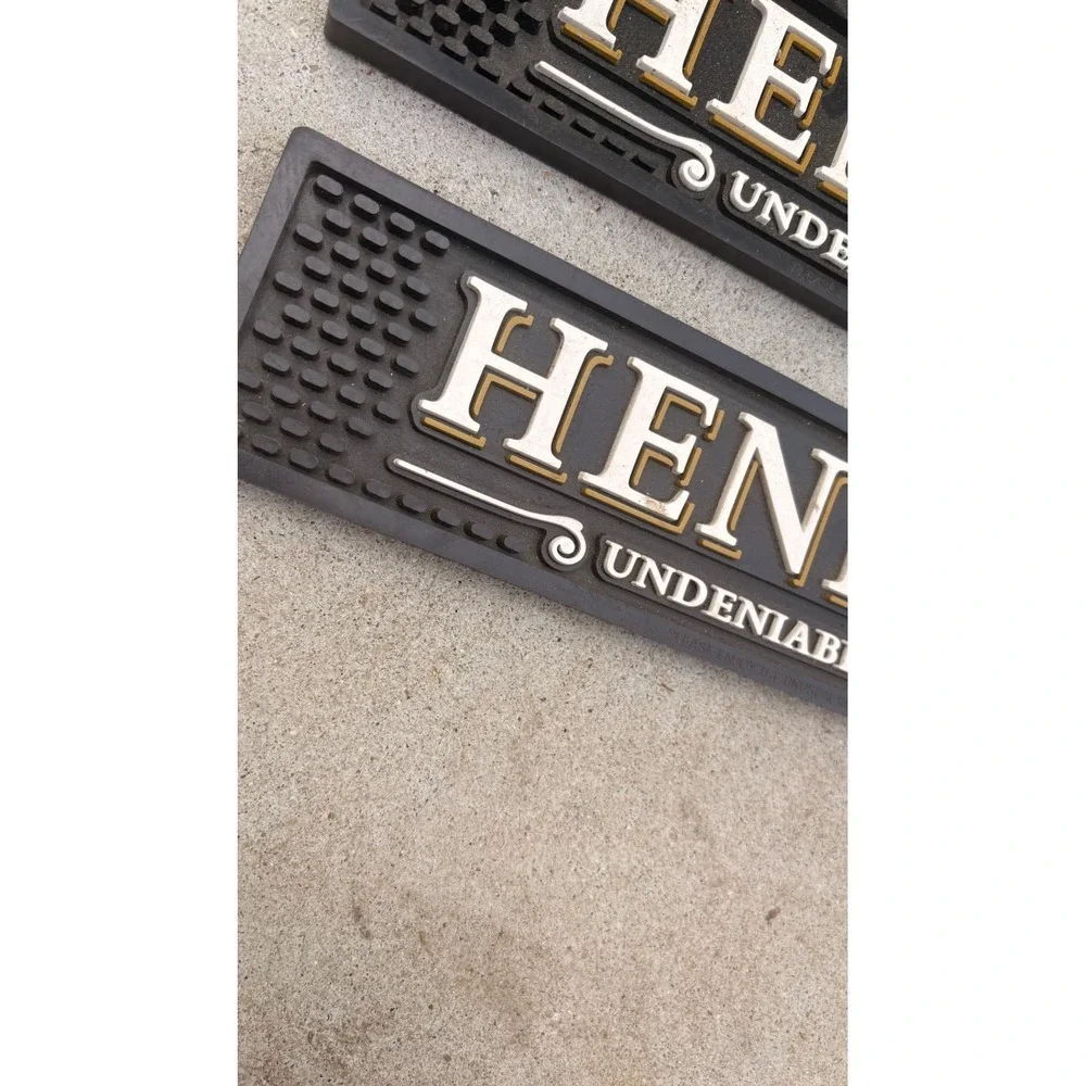 Hendrick's Gin & Heaven's Door Rubber Bar Mats Set of 3 Black Spill Mats Rail
